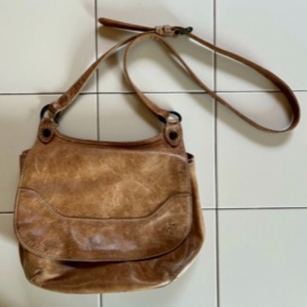 Frye Saddlebag crossbody